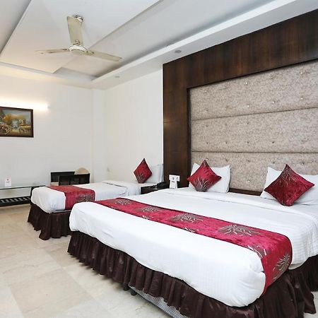 Hotel City Height - Delhi Ncr Id Not Accepted Nové Dillí Exteriér fotografie