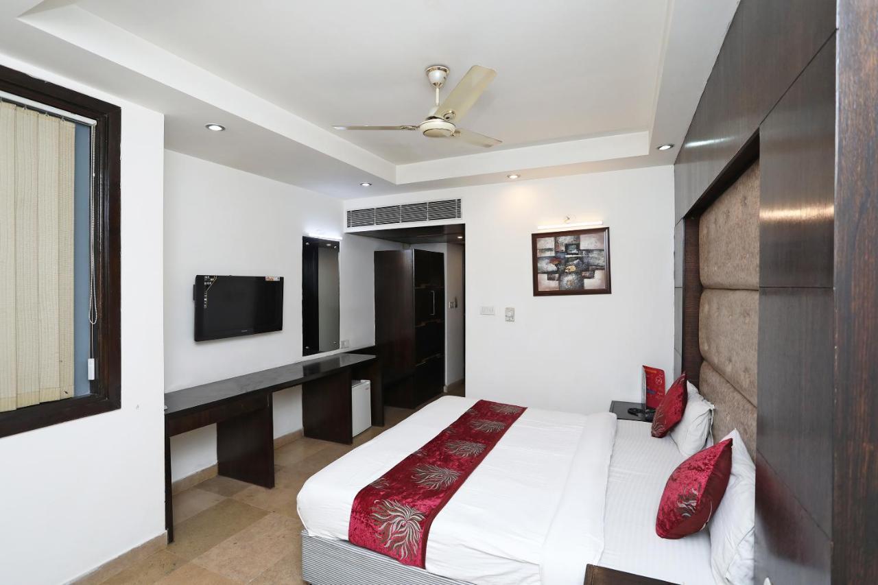 Hotel City Height - Delhi Ncr Id Not Accepted Nové Dillí Exteriér fotografie